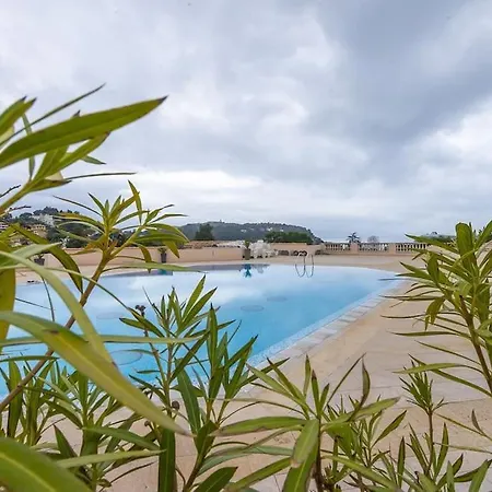 Ange Gardien - Piscine, Wifi, Ac, Parking 아파트 *