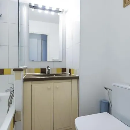 Ange Gardien - Piscine, Wifi, Ac, Parking 아파트 *